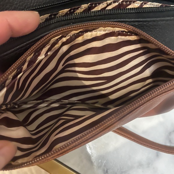 SOLD Dana Buchman Crossbody Bag - Picture 6 of 11